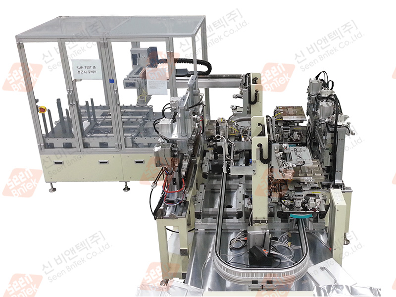 Cell Assembly Machine